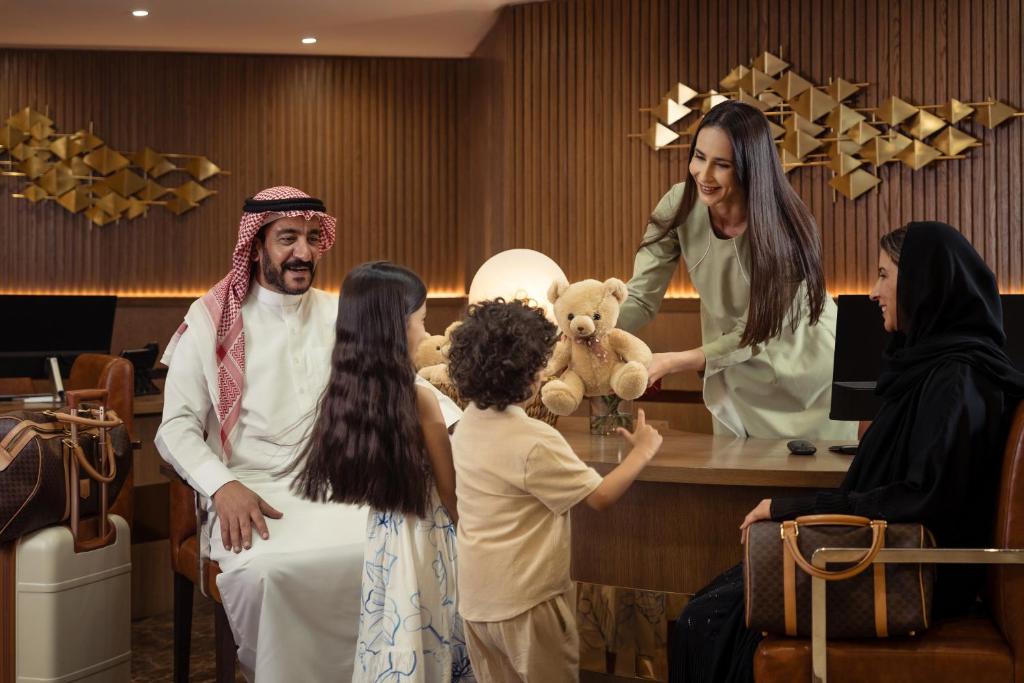 Golden Sands Suites - Resim 9