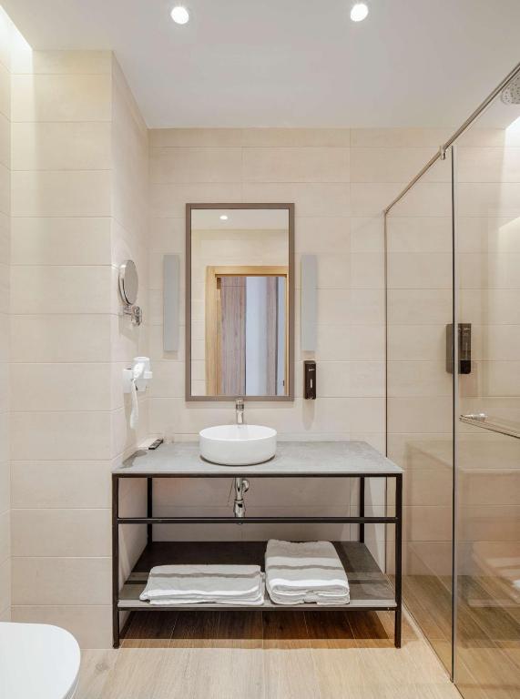 Koupelna v ubytování Radisson Hotel & Spa Gyumri