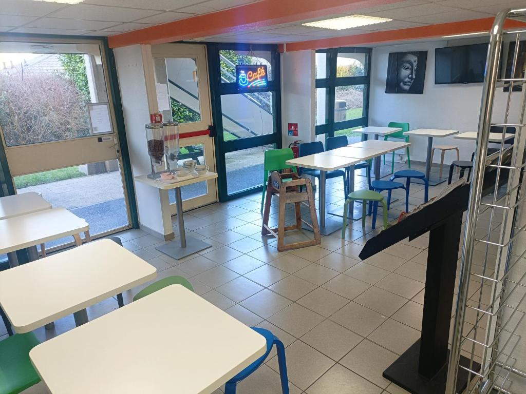 FASTHOTEL Reims Est - Taissy - Resim 15