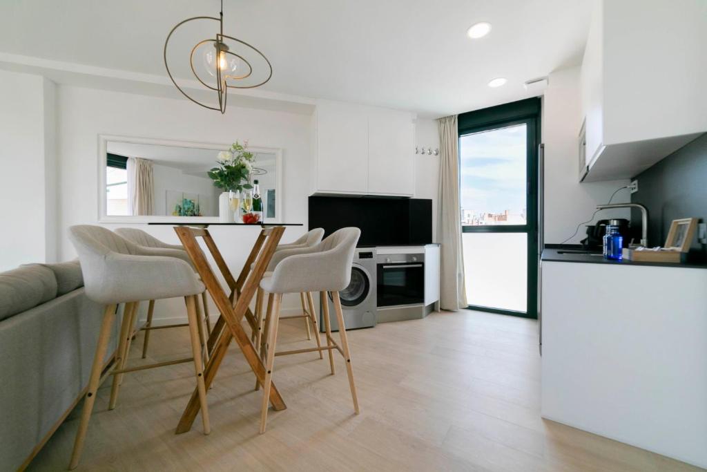 Aurora Stays by Charming - Parking gratis - Resim 15