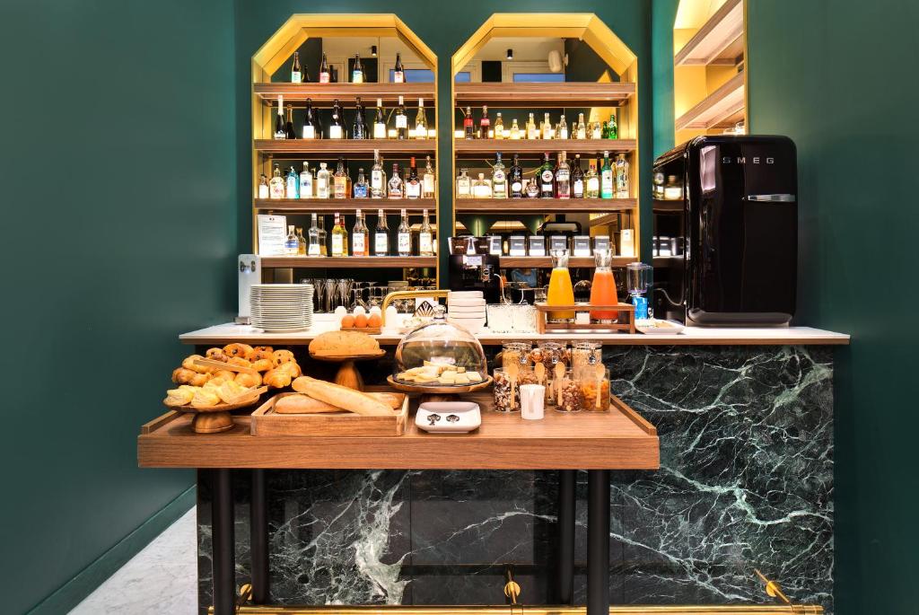 Hôtel Artemisia Montmartre - Resim 15