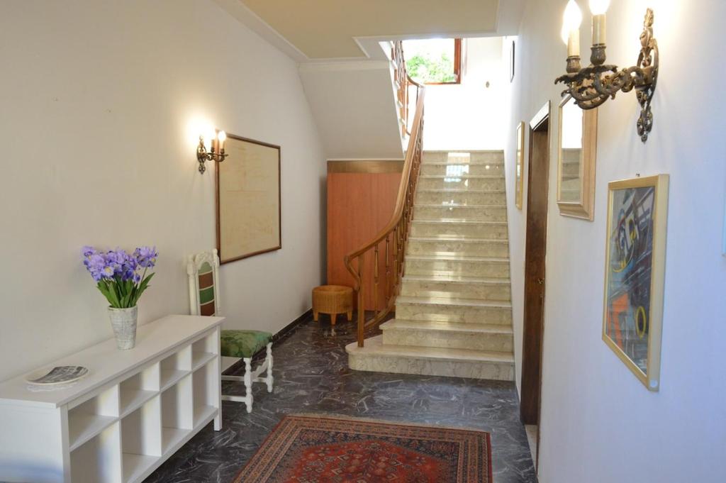 Fotografie z fotogalerie ubytování House with large terrace Empoli v destinaci Empoli