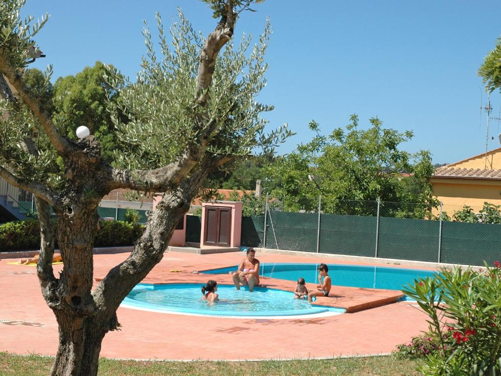 The swimming pool at or close to Baia Fiorita