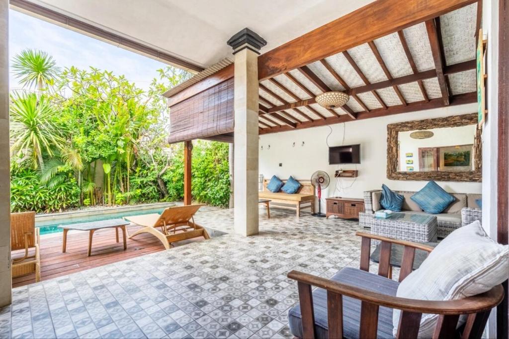 Χώρος καθιστικού στο Just a 3 min stroll to the Seminyak beach