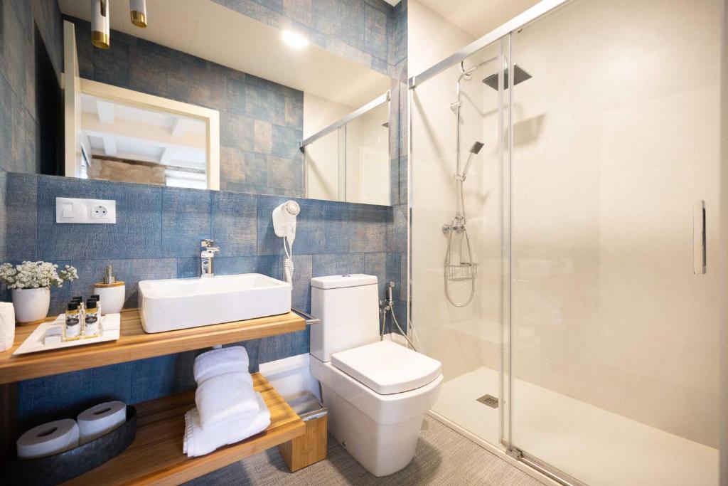 The Tailor's Garden - 7