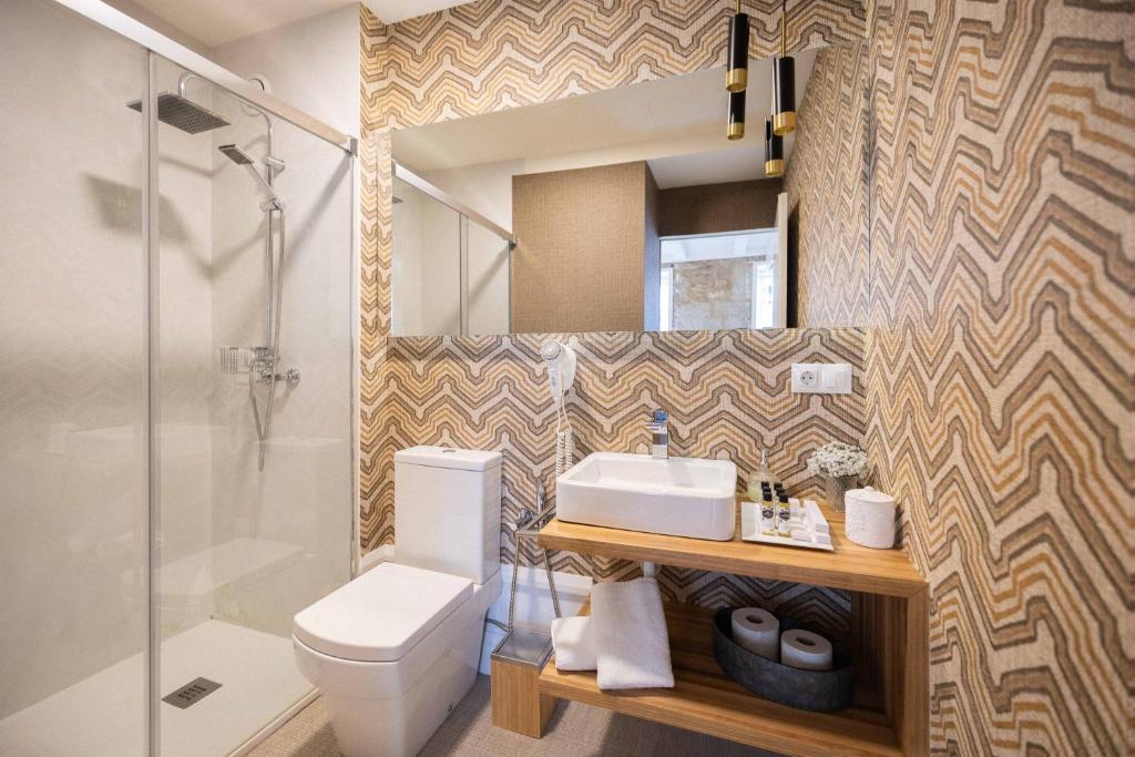 The Tailor's Garden - 16