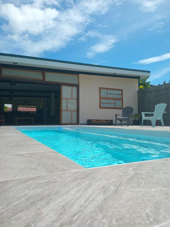 Bazén v ubytování Nui Loft nebo v jeho okolí
