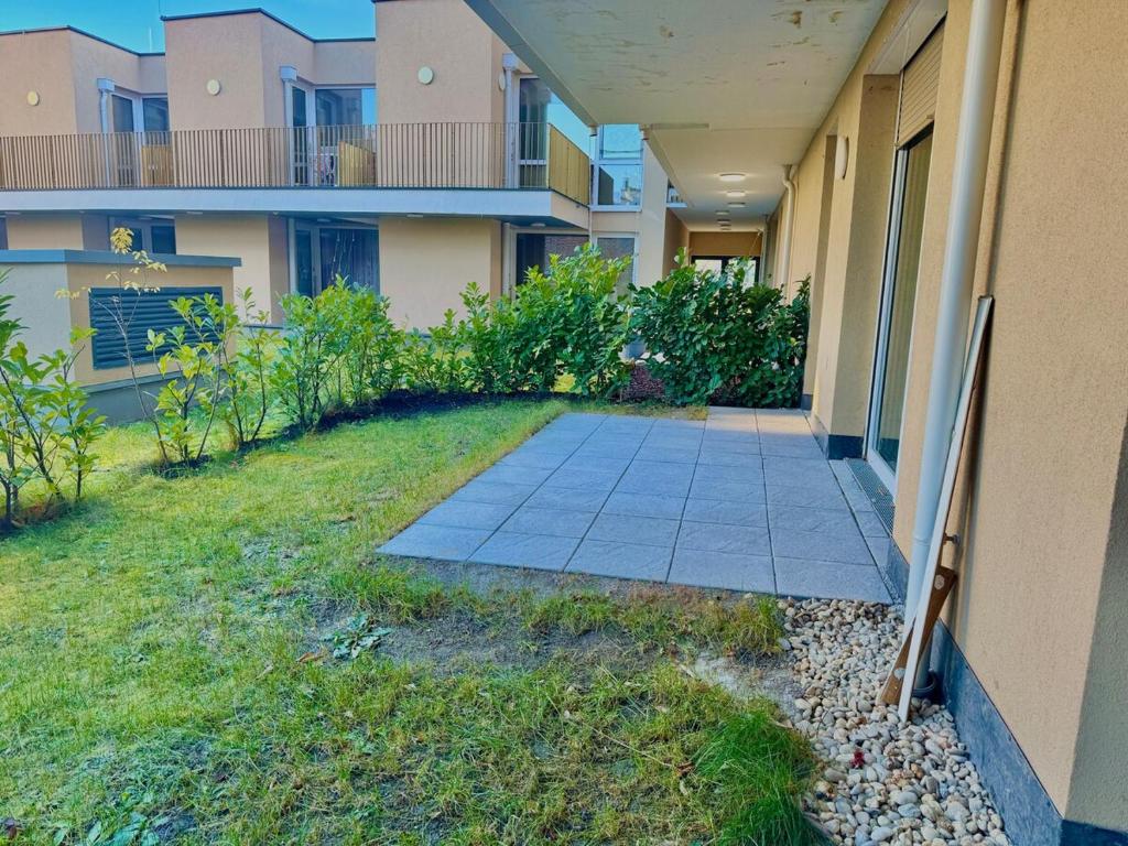 Κήπος έξω από το Premium Apartment mit Garten nähe SCS