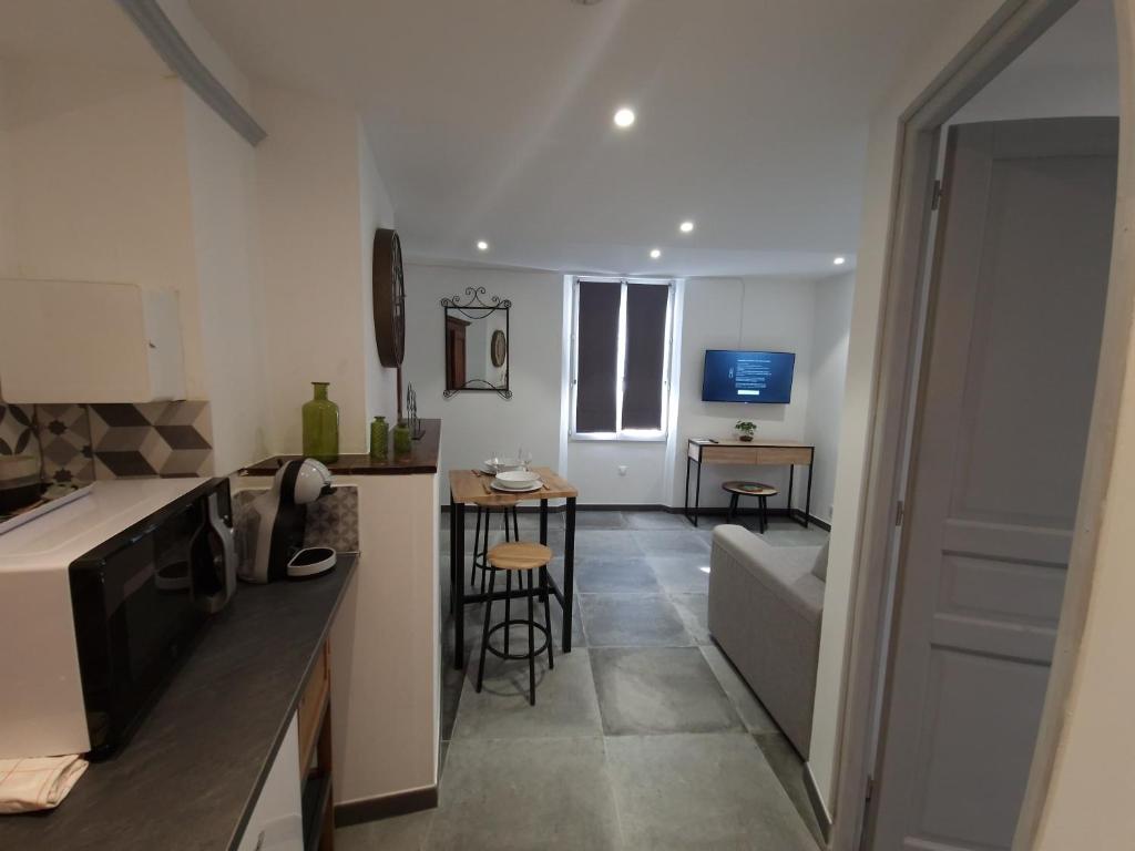 Photo de la galerie de l'établissement Studio au cœur du village, à Tourtour