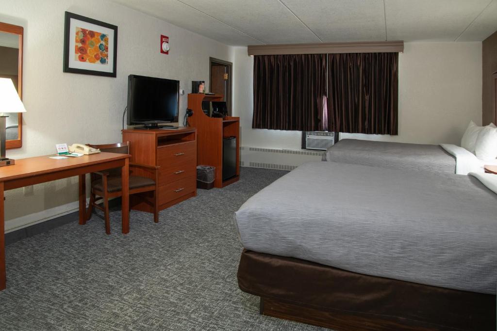Quality Inn Stadium Area Green Bay Stadium photo