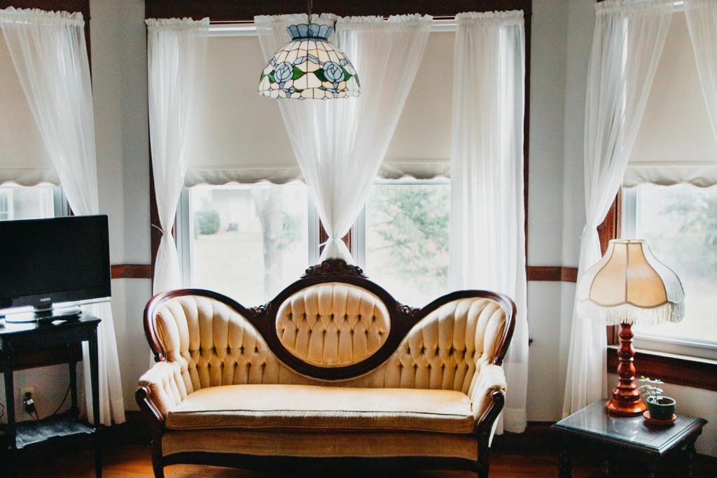 Friendly City Inn B&B - Suite King
