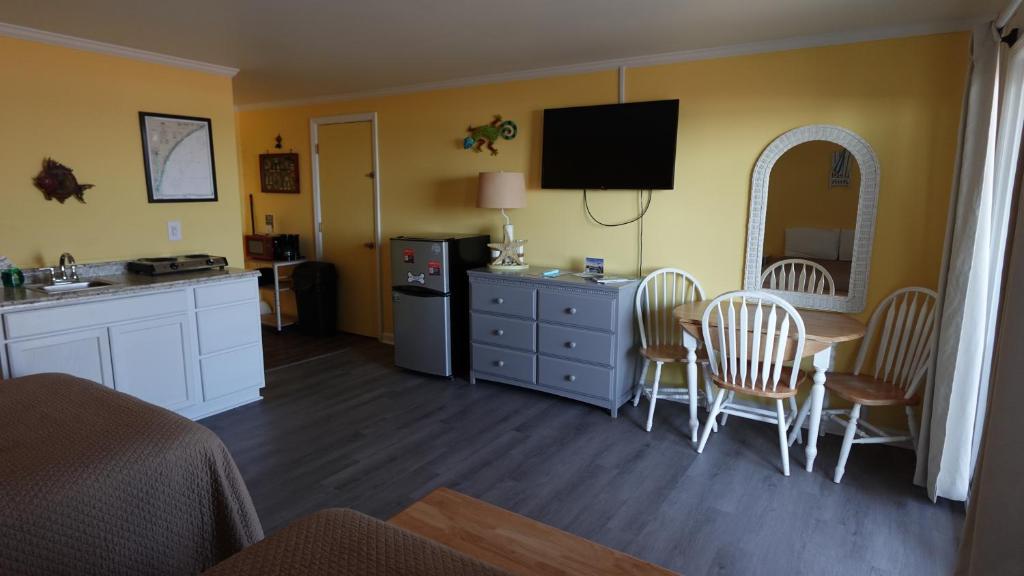 Sea Vista Motel - Habitación Doble Con Balcón Y Vistas Al Mar