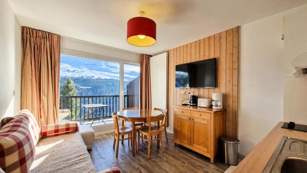 Photo de la galerie de l'établissement Résidence Les Pleiades - Appartement confortable · Centre station · Balcon · Parking couvert MAE-5454, à Flaine