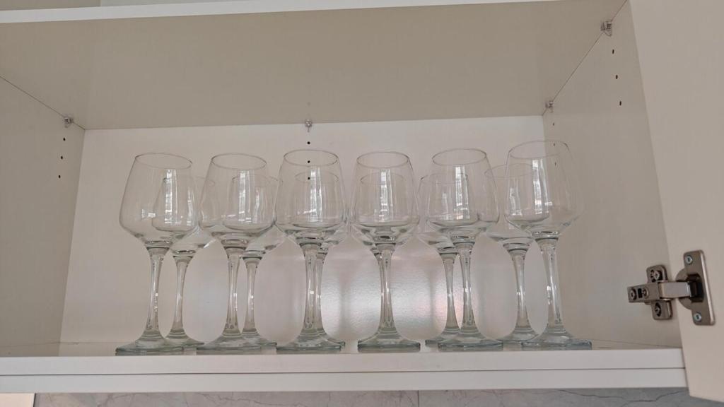 Spacious Getaway in Cambridge - 4 Bedrooms House with 3 bathrooms - Resim 25