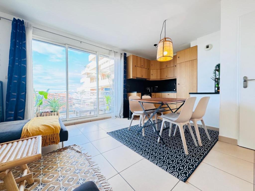 Χώρος καθιστικού στο Somptueux T3 vue unique, pisicne