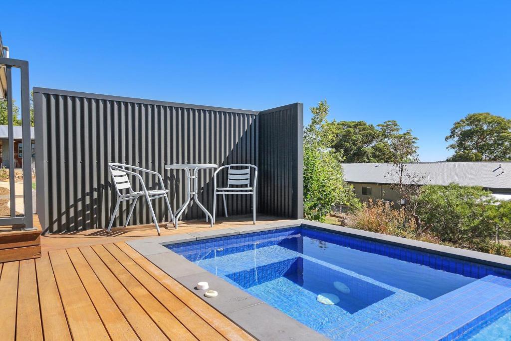 Πισίνα στο ή κοντά στο Newtown Falls Retreat