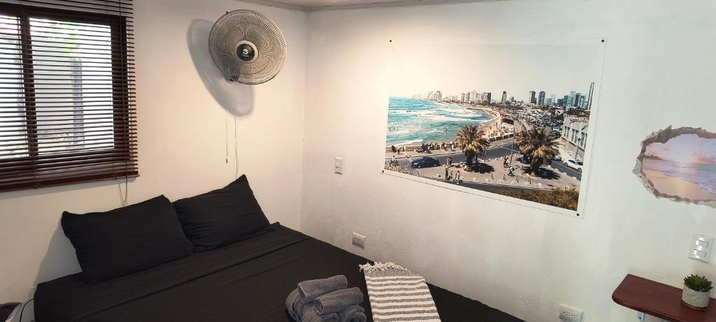 Villa Tel Aviv - New Private Suite & Kitchen walk to Playa Chiquita