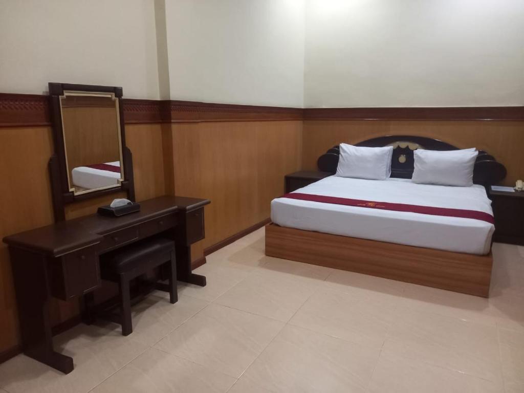 Urbanview Hotel Dedy Jaya Brebes - Suite Exécutive