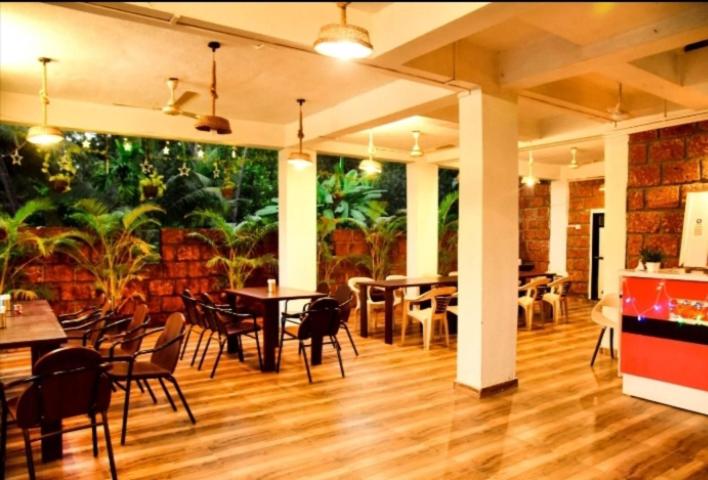 Restaurace v ubytování Shashi