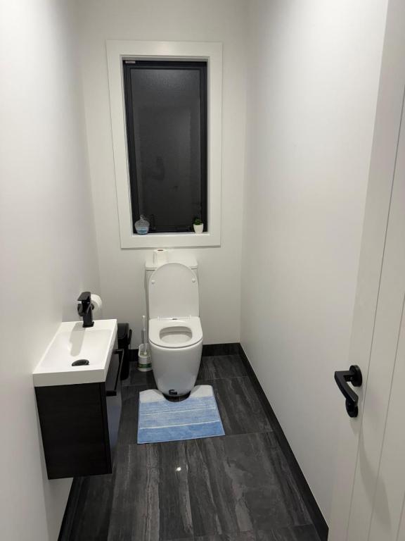 Contemporary Haven on Jarden Mile - Resim 5