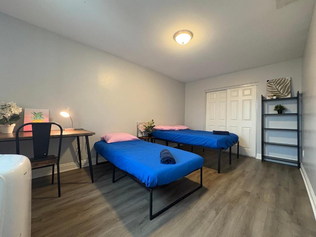 Blue Stay near BMO Stadium and USC Private Room, Los Angeles (updated  prices 2026)