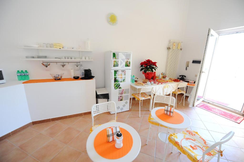 Kuchyň nebo kuchyňský kout v ubytování B&B Pizzo Cannicchio