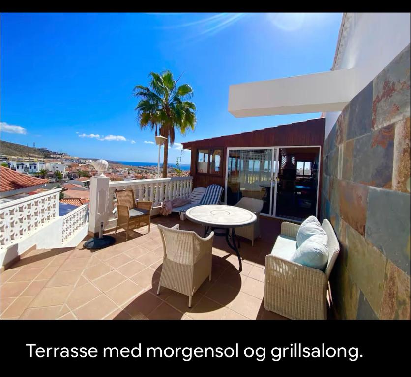 Fotografie z fotogalerie ubytování Big 2 bedrom in Arguineguin, Loma dos v destinaci Mogán