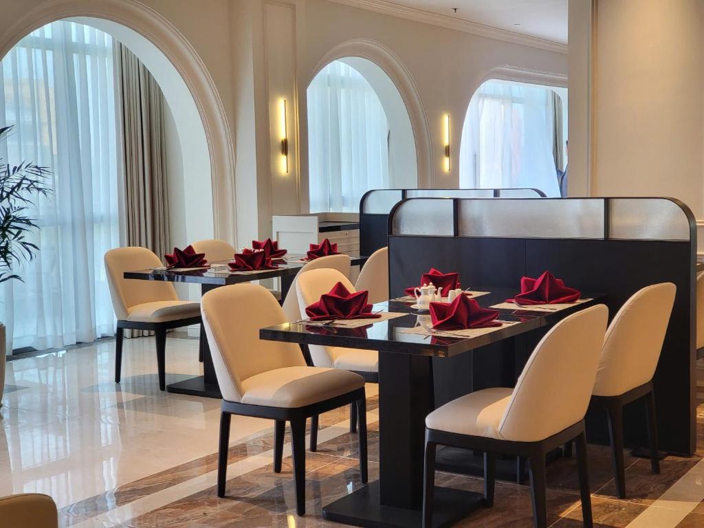 Posezení v ubytování Cosmo Stars Hotel Bạc Liêu