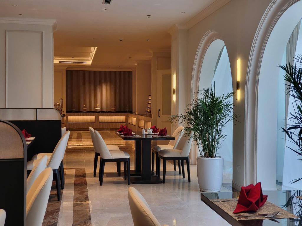 Posezení v ubytování Cosmo Stars Hotel Bạc Liêu