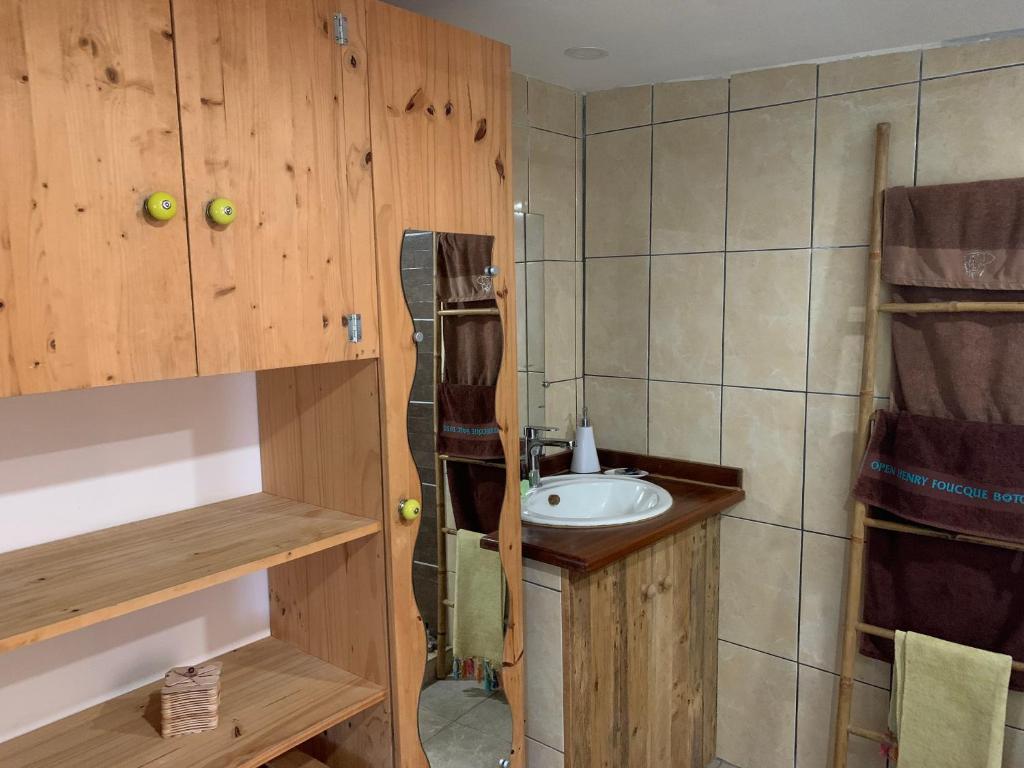 Kuchyň nebo kuchyňský kout v ubytování Suite parentale