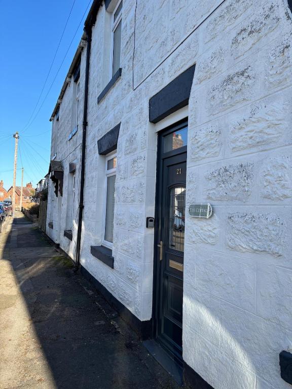 The Cottage - Cosy Filey Home 5