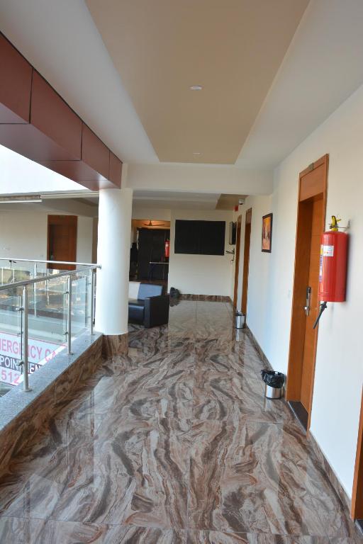TV a/nebo společenská místnost v ubytování Hotel 4 Point