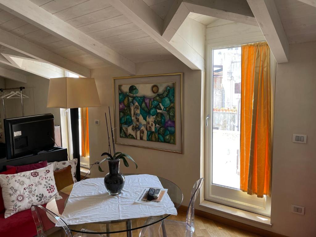 TV a/nebo společenská místnost v ubytování Bed&Breakfast JSuite