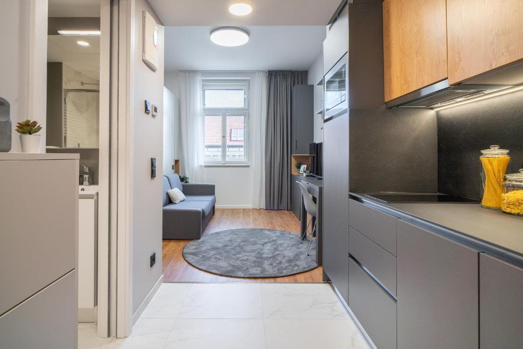 City Pop 2Night Prague - Self check-in - Resim 14