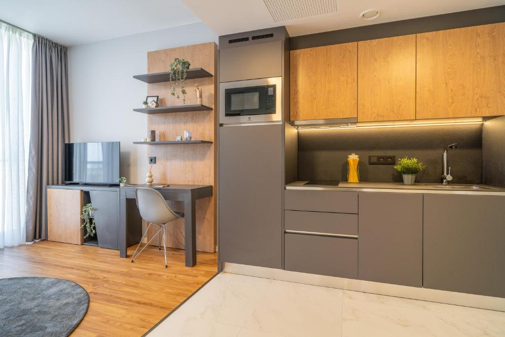 City Pop 2Night Prague - Self check-in - Resim 18