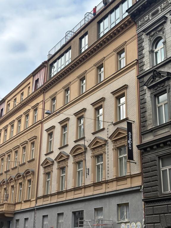 City Pop 2Night Prague - Self check-in - Resim 5