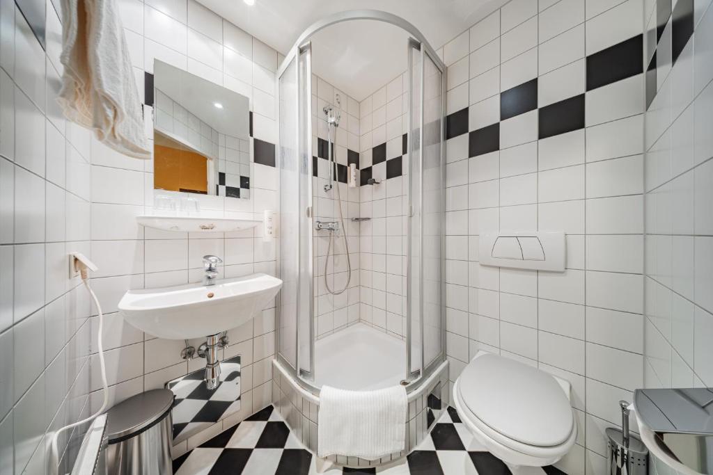 Koupelna v ubytování Vienna West Business Inn