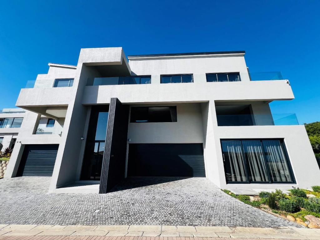 Το κτήριο όπου στεγάζεται  η βίλα