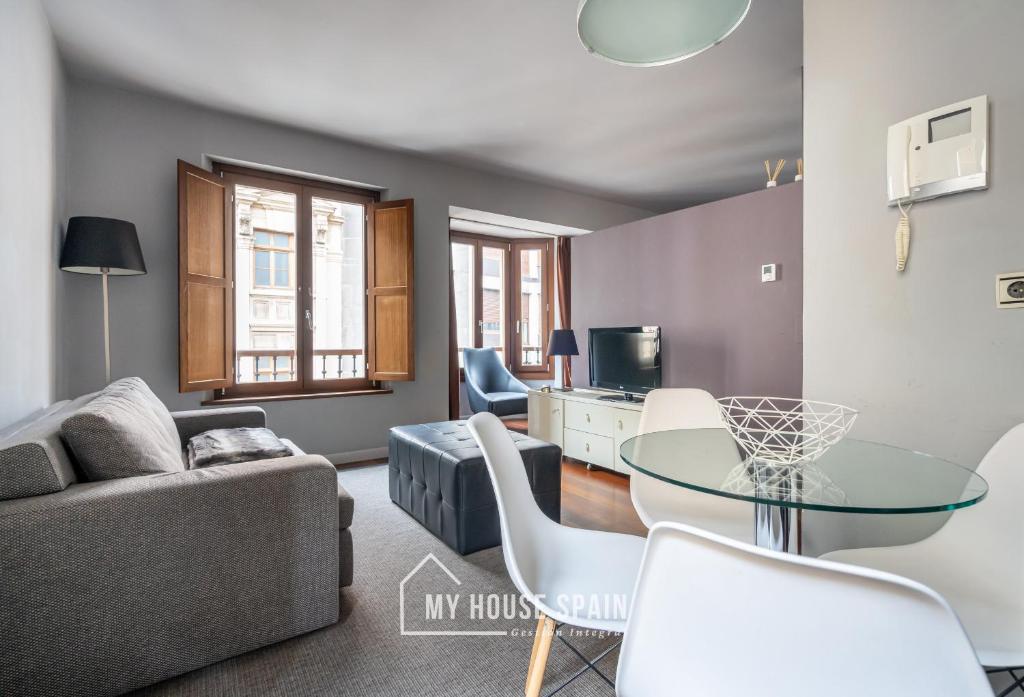 Posezení v ubytování MyHouseSpain - Apartamentos Moros 41