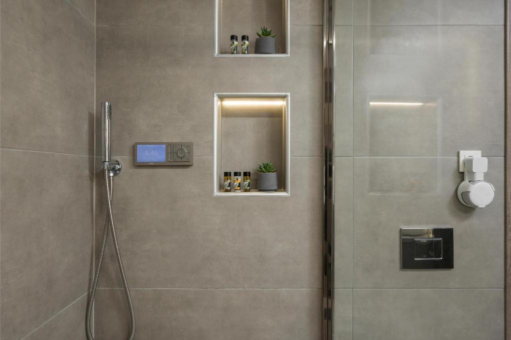 Koupelna v ubytování Pi Suite Project Smart Living