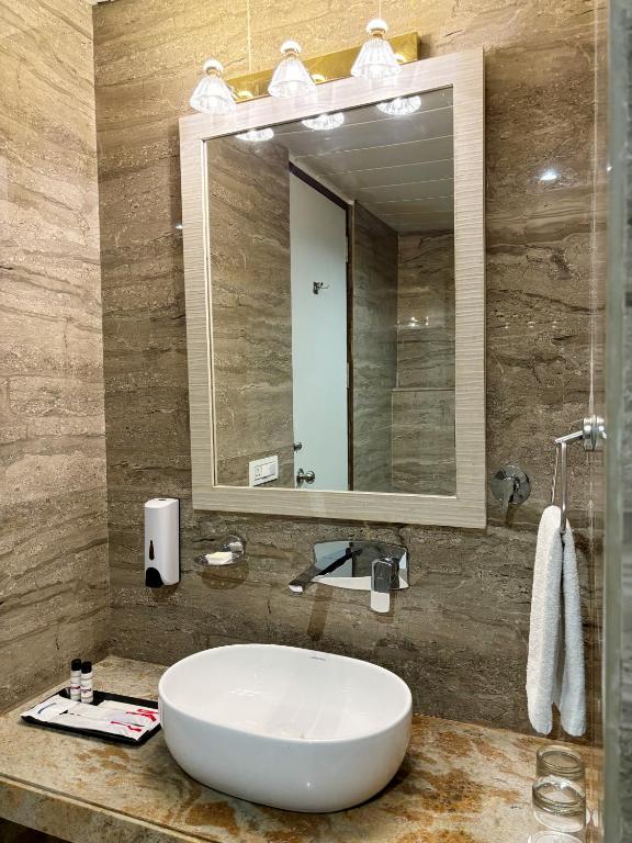 Koupelna v ubytování Hotel West Residency Delhi International Airport