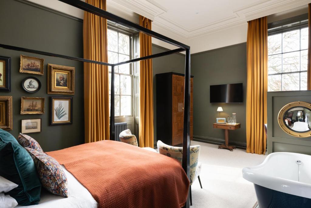 The Churchill Hotel - Resim 35