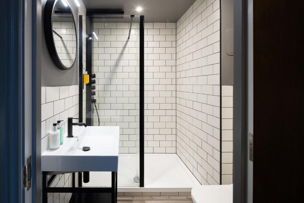 The Churchill Hotel - Resim 42