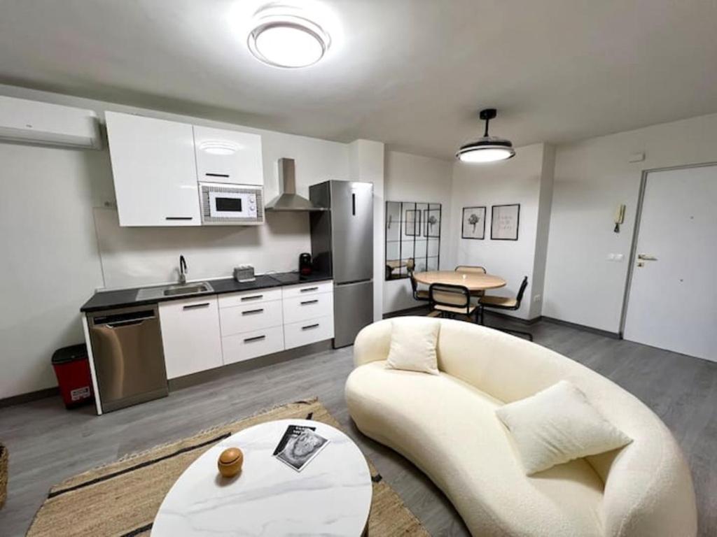 Three bedroom apartment in Rivas