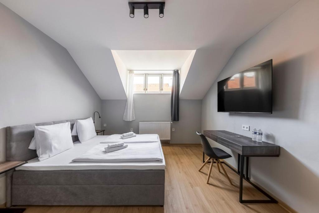 
Family Room with Balcony
