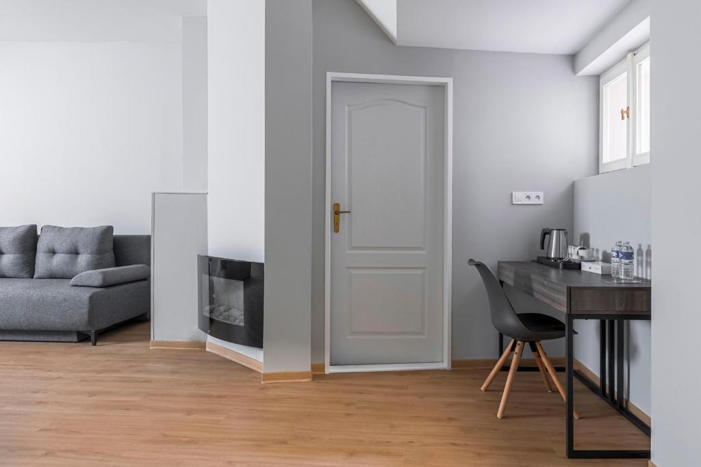 Koruna Hotel - Resim 9