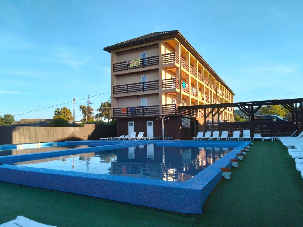 Bazén v ubytování Hotel Halas nebo v jeho okolí