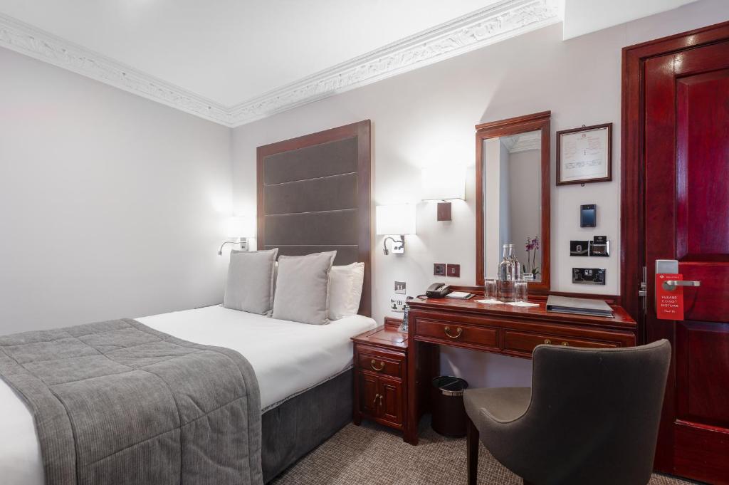 Gem Fitzrovia Hotel - Resim 6