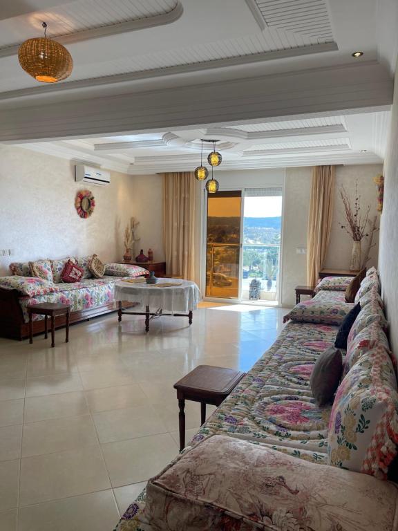 Ruang duduk di appartement chaleureux essaouira