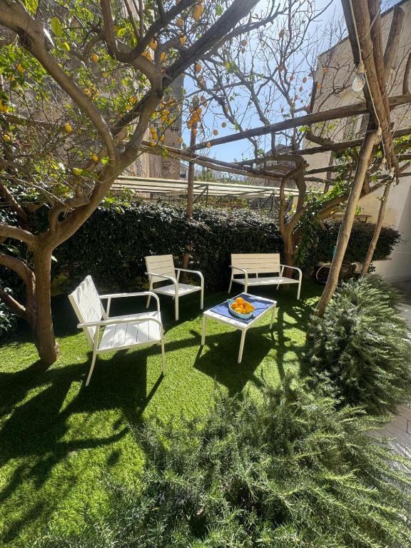 MARILISE - La maison bleue